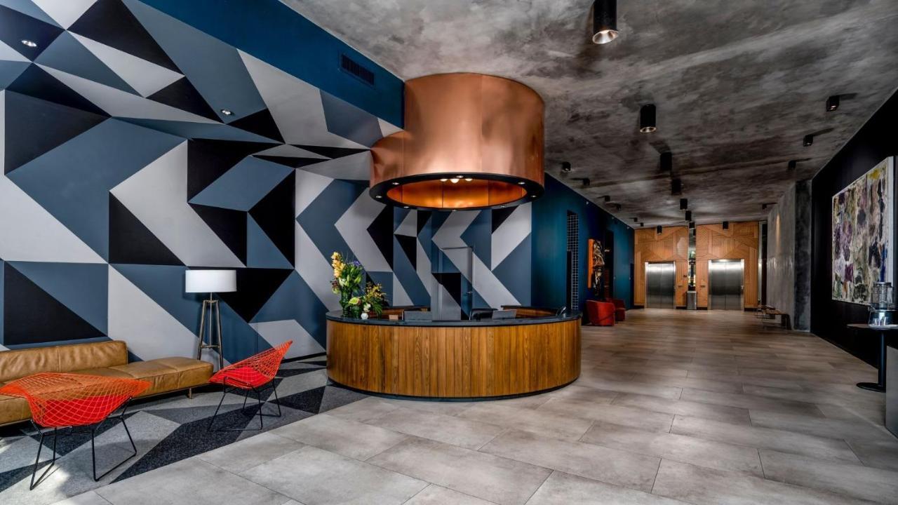 Sentral Studio Apt With Den In Wynwood Маями Екстериор снимка